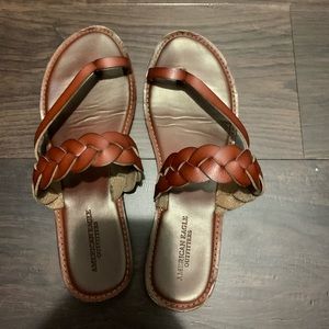 American eagle sandal- 10 women’s